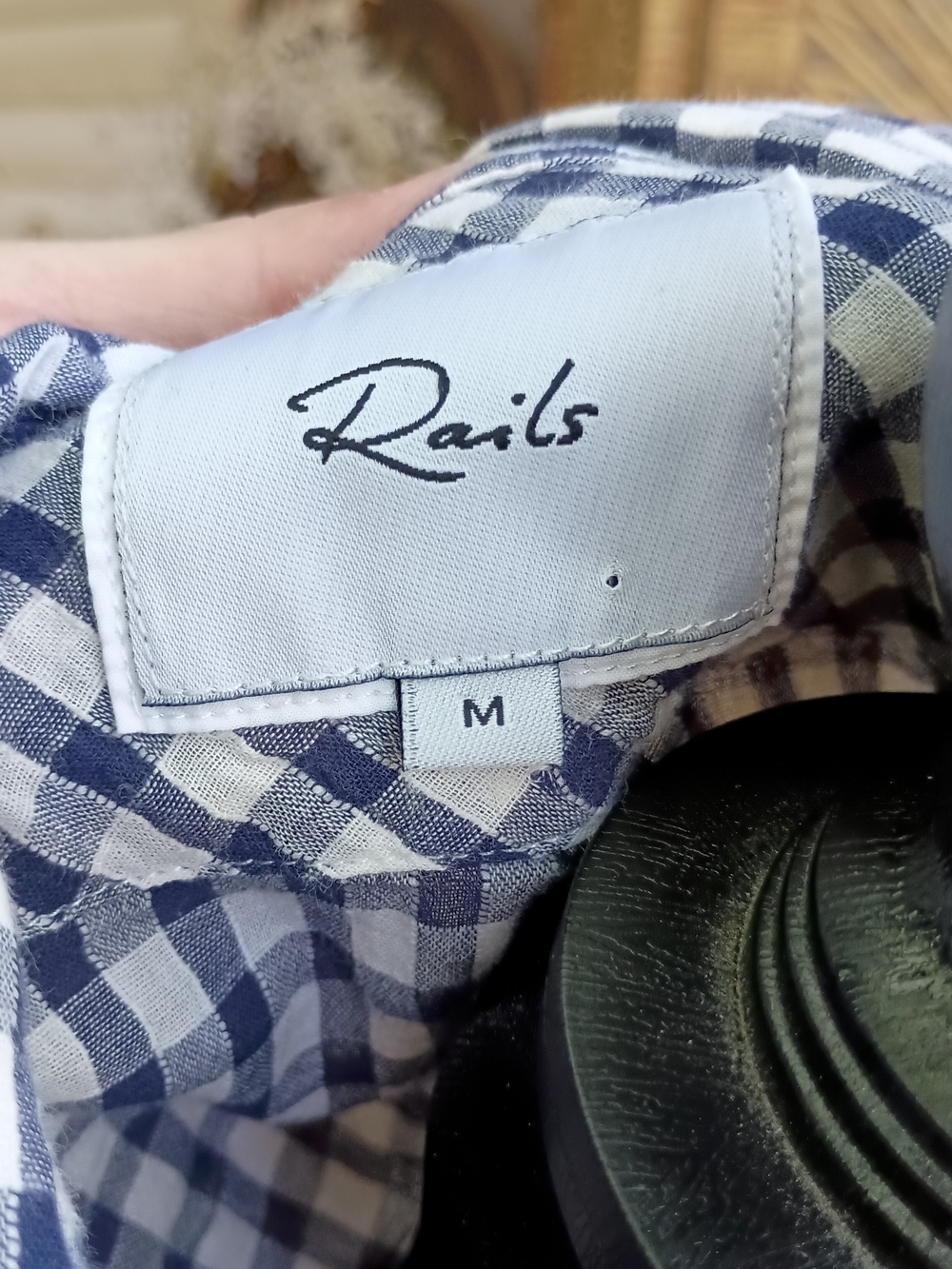 Rails Anthropologie Navy and White 100% Cotton Gingham Button-Down Shirt_M - Picture 8 of 10